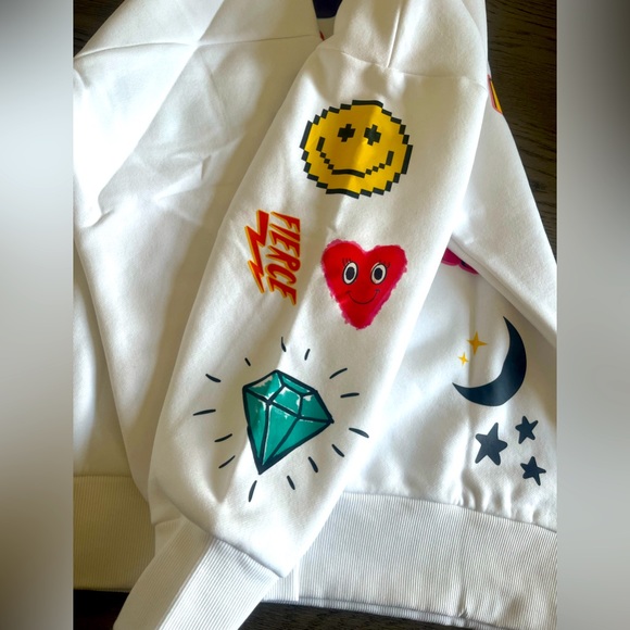 Midwest Cali Don’t Quit Your Daydream Sweatshirt - Picture 4 of 6